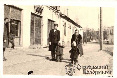 Володимирчанки у світлинах
