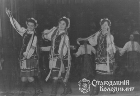 Володимирчанки у світлинах
