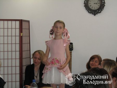 "Сім вечорів з Наталією Назарівною Грабарчук-Цинкаловською"