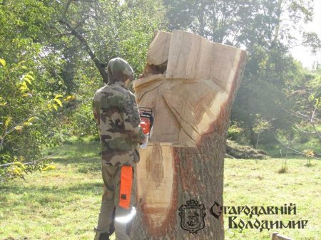 Малі міста -великі враження. Князівський шлях до трону