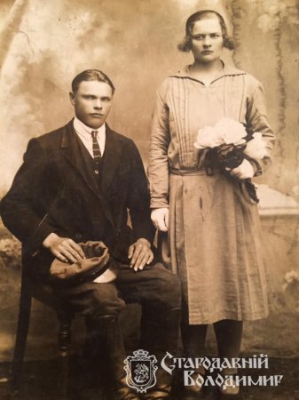 Мода 1920-х років. Модниці з Володимирського повіту