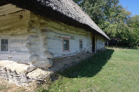 Цебрик, нецьки, клямка й френзлі - слова, що вийшли з вжитку, але збагачують нашу мову і нині