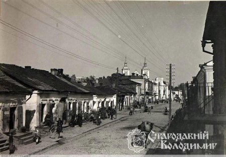 Практичні поради та план подорожі по Волині